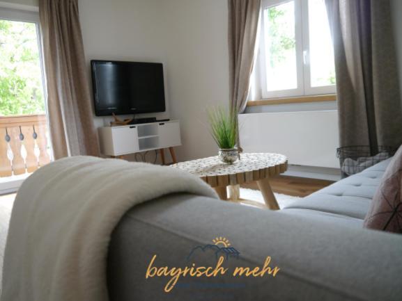 Ihre Ferienwohnung bayrisch mehr... Gstadt am Chiemsee Zimmer foto